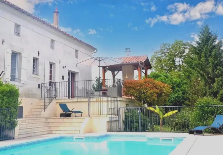 Villa a Aubeterre-sur-Dronne, Charente, Aubeterre-sur-Dronne - € 424.000 | Ref: BVI81076 - foto 1