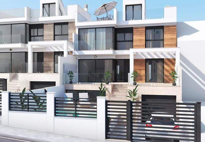 Rækkehus i Nerja, Malaga, Nerja - € 695.000 | Ref: R5061100 - foto 1