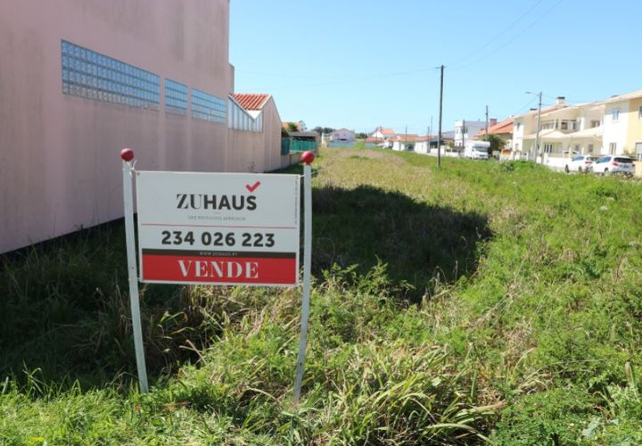 Helårsgrund i Ilhavo, Aveiro, Ilhavo - € 75.000 | Ref: MRAVR_ZG_120188 (2) - foto 1