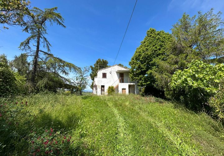 Landejendom i Ripatransone, Ascoli Piceno, Ripatransone - € 50.000 | Ref: 33467 - foto 1