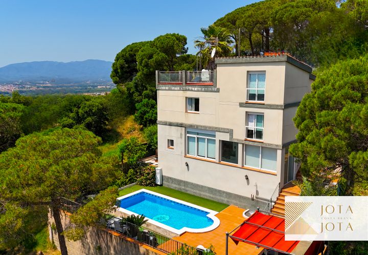 Villa a Tordera, Barcelona, Tordera - € 368.000 | Ref: 00313 - foto 1