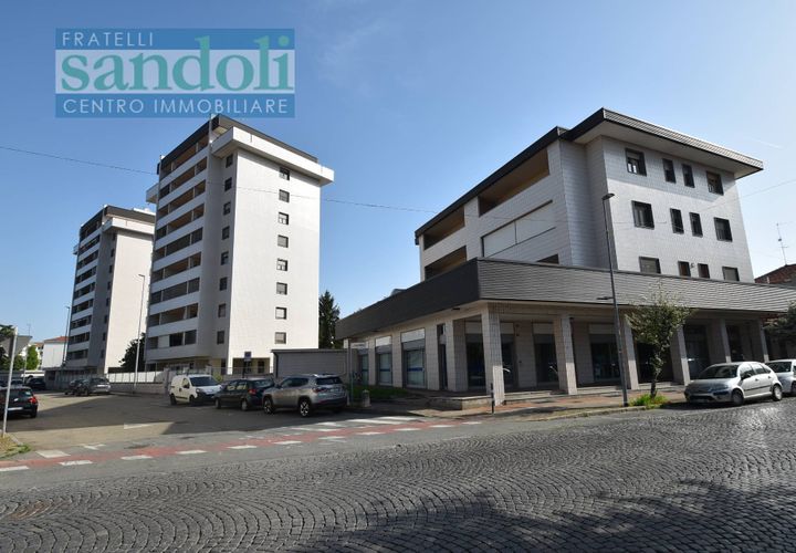 Erhvervsejendom i Vercelli, Vercelli, Vercelli - € 7.500.000 | Ref: 7775 - foto 1