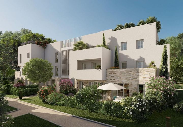 Leilighet i Marseille, Bouches-du-Rhone, Marseille - € 490 000 | Ref: T5_107M__DUPLEX_AVEC_JARDIN - foto 1