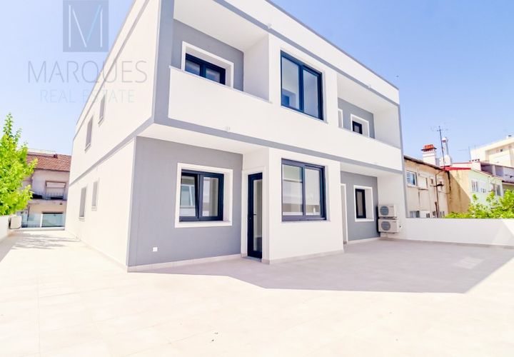 Lejlighed i Almada, Setubal, Almada - € 750.000 | Ref: APA_665 - foto 1