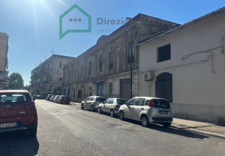 Villa i Naples, Naples, Naples - € 1.300.000 | Ref: VIA F LOFFREDO - foto 1
