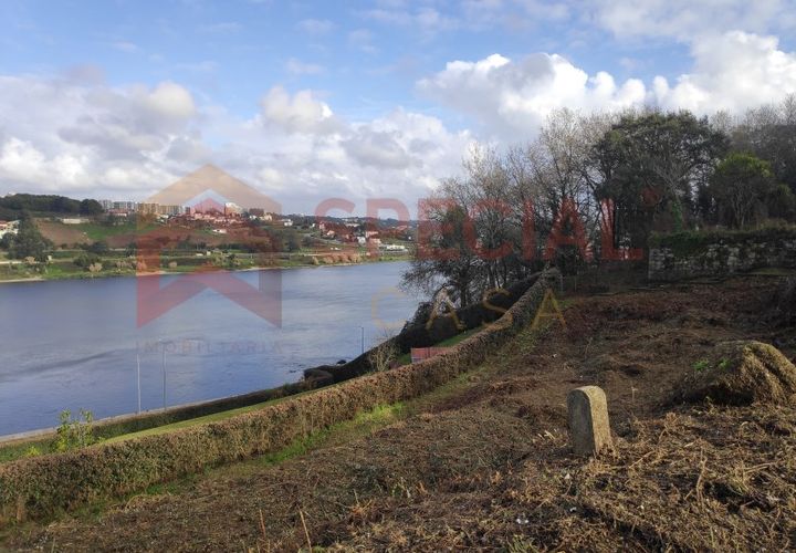 Helårsgrund i Oliveira do Douro, Porto, Oliveira do Douro - € 1.668.480 | Ref: SÒL_1100 - foto 1