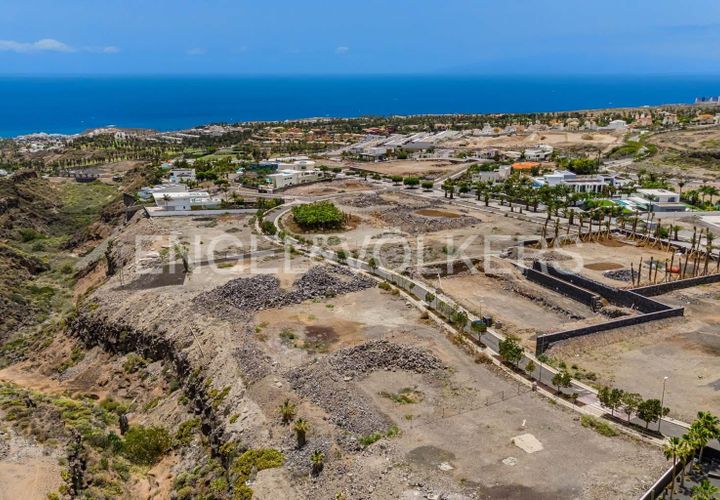 Terra a Adeje, Tenerife, Adeje - € 2.300.000 | Ref: W-030DA4 - foto 1