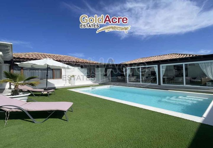 Villa i Corralejo, Fuerteventura, Corralejo - € 795.000 | Ref: 027639 - foto 1