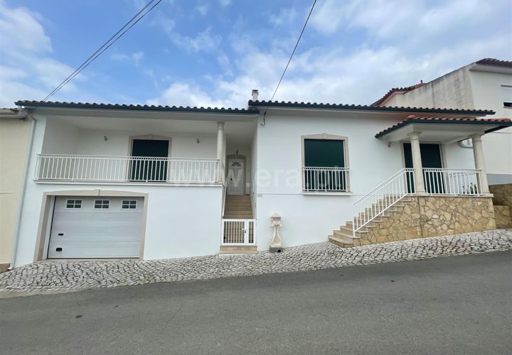 Villa a Batalha, Leiria, Batalha - € 275.000 | Ref: 222250078 - foto 1