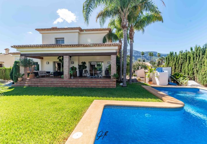 Villa i Denia, Alicante, Denia - € 1.290.000 | Ref: C 810 X - foto 1