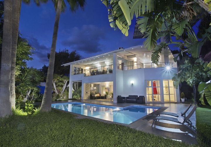 Villa i Elviria, Malaga, Elviria - € 1.999.900 | Ref: R5049469 - foto 1