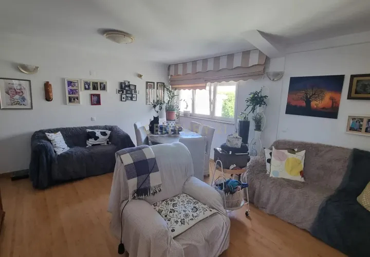 Lejlighed i Amadora, Lisbon, Amadora - € 360.000 | Ref: C0221-03691 - foto 1