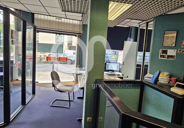 Erhvervsejendom i Aurillac, Cantal, Aurillac - € 75.000 | Ref: 86000151 - foto 1