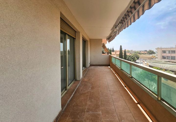 Lejlighed i Saint-Raphaël, Var, Saint-Raphaël - € 400.000 | Ref: 85993001 - foto 1