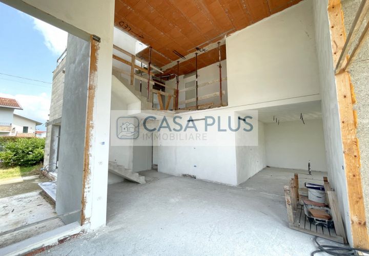 Villa a Cassola, Vicenza, Cassola - € 220.000 | Ref: A008-VES - foto 1