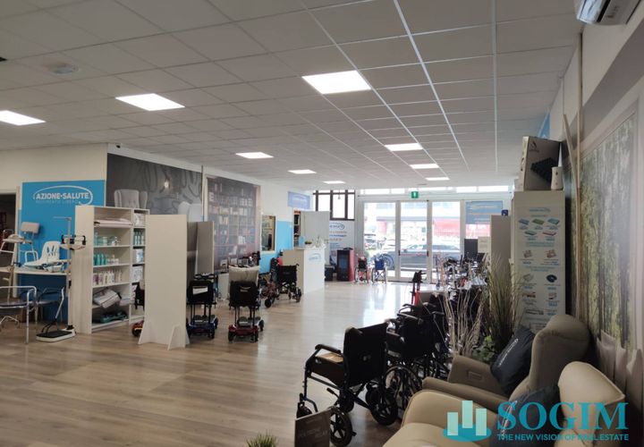 L'establiment comercial a Liscate, Milan, Liscate - € 4.600/mes | Ref: 26454 - foto 1