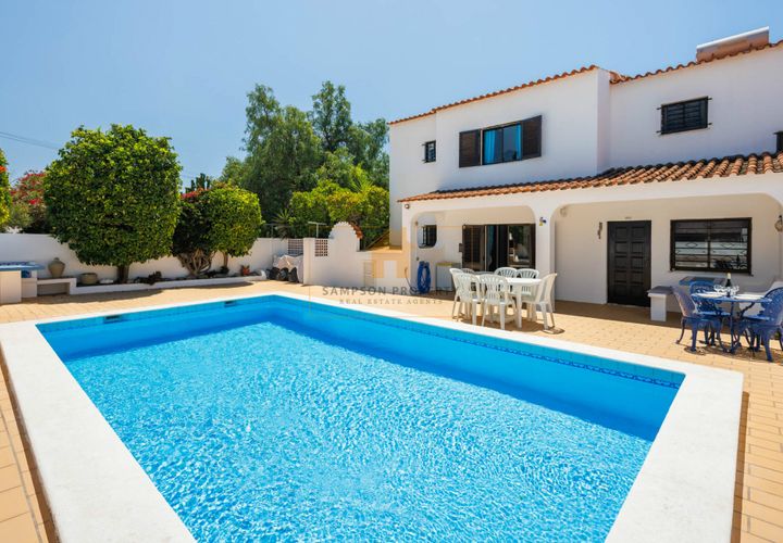 Villa i Lagoa, Faro, Lagoa - € 650.000 | Ref: SPV287 - foto 1