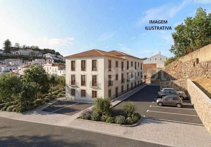 Helårsgrund i Alenquer, Lisbon, Alenquer - € 350.000 | Ref: 295250058 - foto 1
