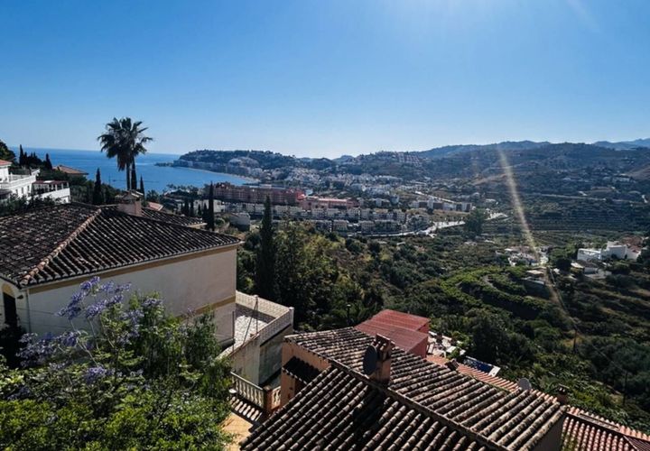 Villa i Almunecar, Granada, Almunecar - € 390.000 | Ref: PSRE-V1196 - foto 1