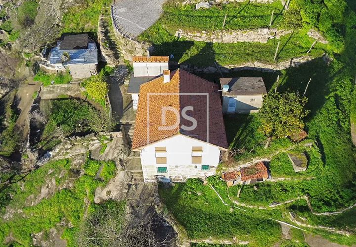 Villa i Penhalonga e Pacos de Gaiolo, Porto, Penhalonga e Pacos de Gaiolo - € 145.000 | Ref: DSPMCANAVSMM62 - foto 1