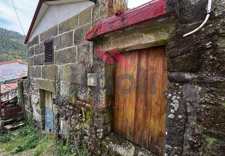 Villa i Arcos de Valdevez, Viana do Castelo, Arcos de Valdevez - € 20.000 | Ref: AVV-2426-LB-0625 - foto 1