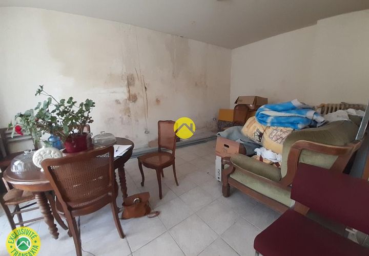 Villa a Huriel, Allier, Huriel - € 48.000 | Ref: 8CAL105909 - foto 1