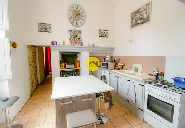 Villa a Richelieu, Indre-et-Loire, Richelieu - € 95.000 | Ref: 73MS105438 - foto 1