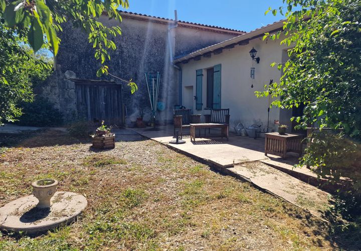 Villa i Sauveterre-de-Guyenne, Gironde, Sauveterre-de-Guyenne - € 195.000 | Ref: BVI81064 - foto 1