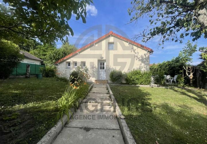 Villa i Coubron, Seine-Saint-Denis, Coubron - € 292.000 | Ref: 1681A - foto 1