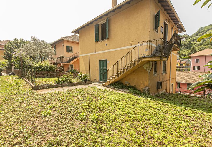 Villa a Campomorone, Genoa, Campomorone - € 165.000 | Ref: martiribifamiliare - foto 1