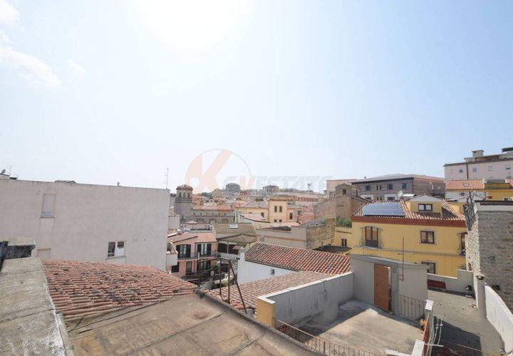 Villa i Nuoro, Nuoro, Nuoro - € 130.000 | Ref: 13761 - foto 1