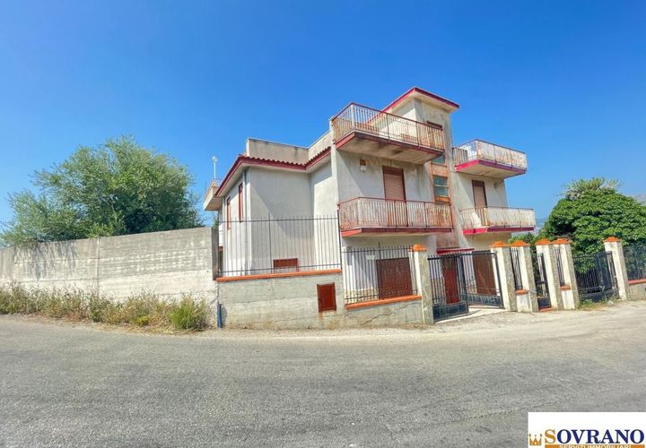 Villa a Carini, Palermo, Carini - € 135.000 | Ref: U 82/25 - foto 1