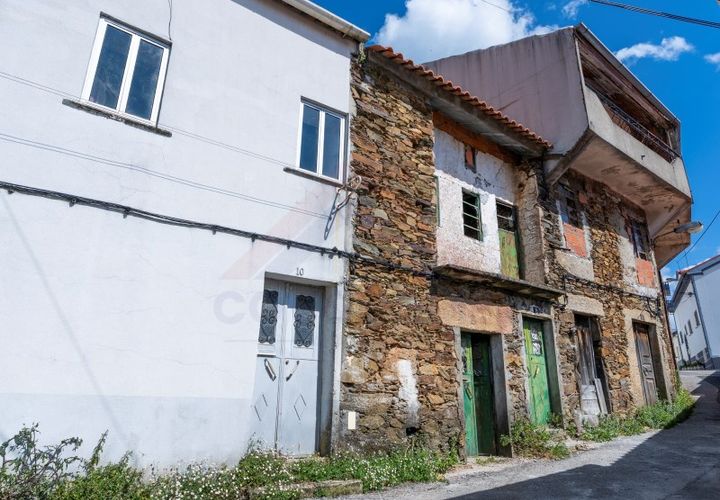 Villa i Covilha, Castelo Branco, Covilha - € 75.000 | Ref: CAS_256 - foto 1