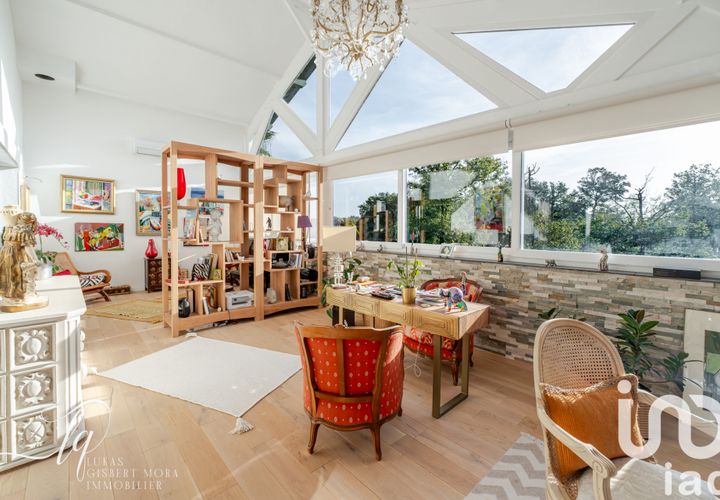 Villa i Ustaritz, Pyrenees-Atlantiques, Ustaritz - € 1.200.000 | Ref: 93742 - foto 1