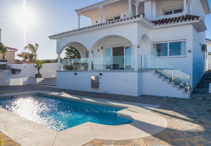 Villa i La Duquesa, Malaga, La Duquesa - € 1.100.000 | Ref: R5011174 - foto 1