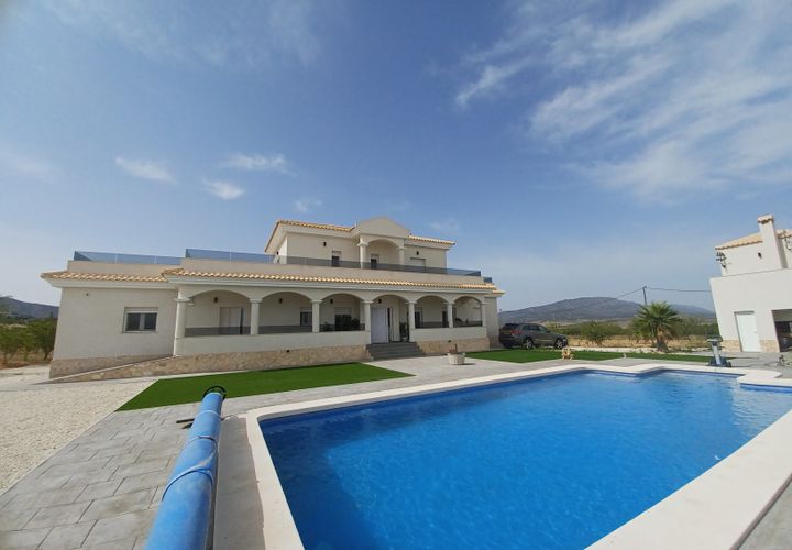 Villa i Pinoso, Alicante, Pinoso - € 649.995 | Ref: CCP3122 - foto 1