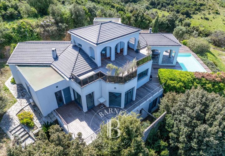 Villa a Saint-Florent, Haute-Corse, Saint-Florent - € 2.520.000 | Ref: RV1786 - foto 1