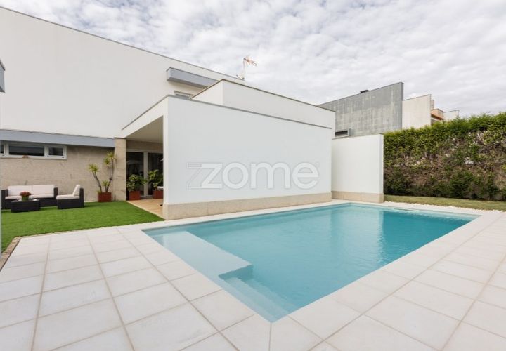 Villa i Braga, Braga, Braga - € 960.000 | Ref: ZMPT577907 - foto 1