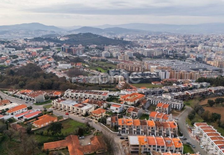 Villa i Braga, Braga, Braga - € 960 000 | Ref: ZMPT577907 - foto 1