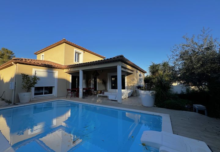 Villa i Nimes, Gard, Nimes - € 698.000 | Ref: 4-2081-4 - foto 1