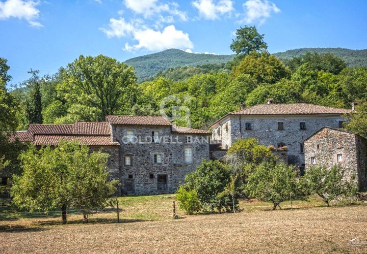 Villa a Pontremoli, Massa and Carrara, Pontremoli - € 1.100.000 | Ref: CBI129-2906-130509 - foto 1