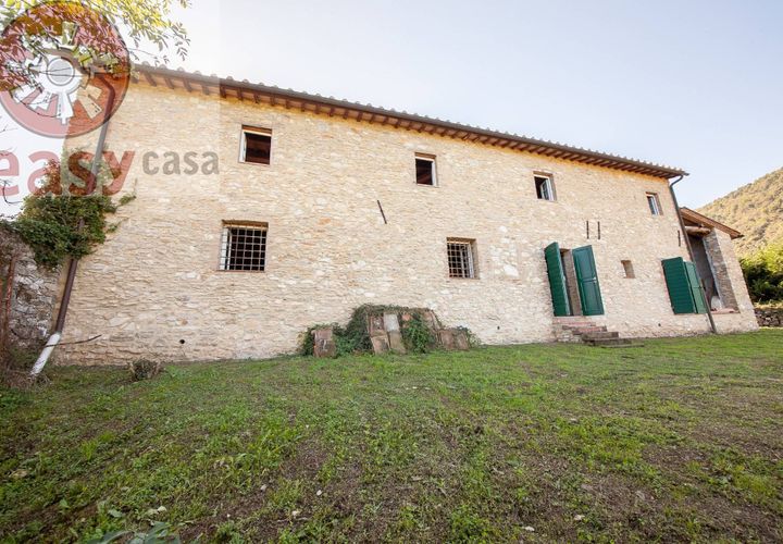 Landejendom i Lucca, Lucca, Lucca - € 385.000 | Ref: 1285 - foto 1