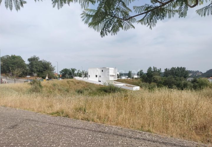 Helårsgrund i Coimbra, Coimbra, Coimbra - € 260.000 | Ref: 417250150 - foto 1
