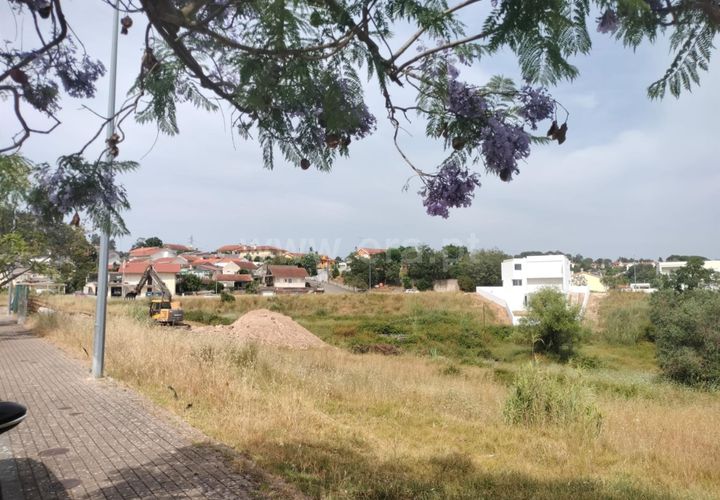 Helårsgrund i Coimbra, Coimbra, Coimbra - € 60.000 | Ref: 417250149 - foto 1