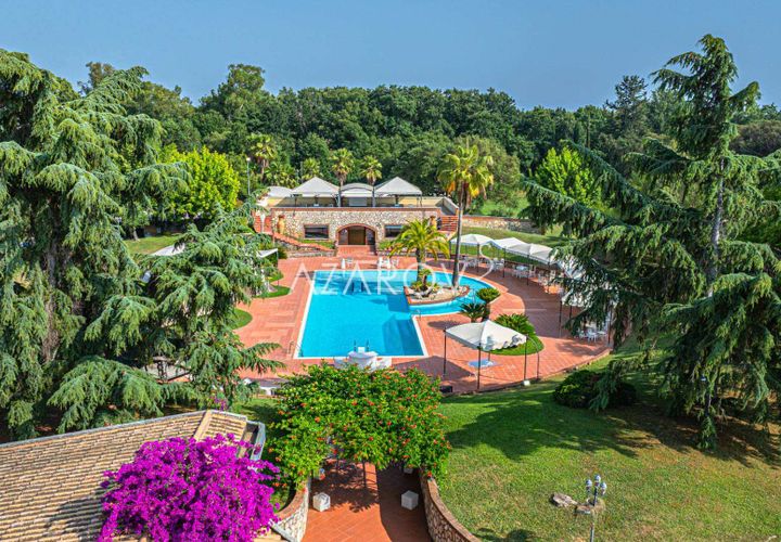 Villa i Latina, Latina, Latina - € 4.500.000 | Ref: 5854 - foto 1