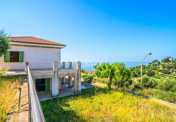 Villa a Bordighera, Imperia, Bordighera - € 1.250.000 | Ref: 5849 - foto 1