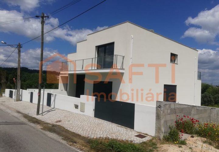 Rækkehus i Ourem, Santarem, Ourem - € 340.000 | Ref: SAFTI:006726 - foto 1