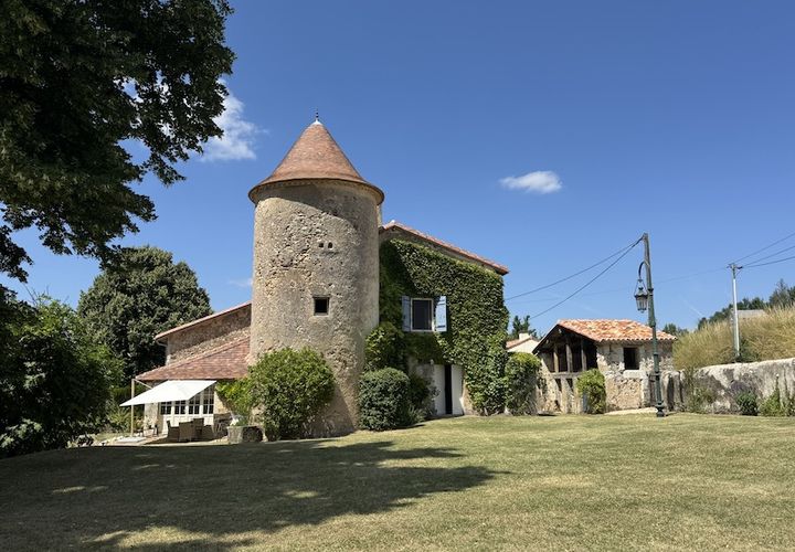 Villa i Riberac, Dordogne, Riberac - € 399.000 | Ref: 126 - foto 1
