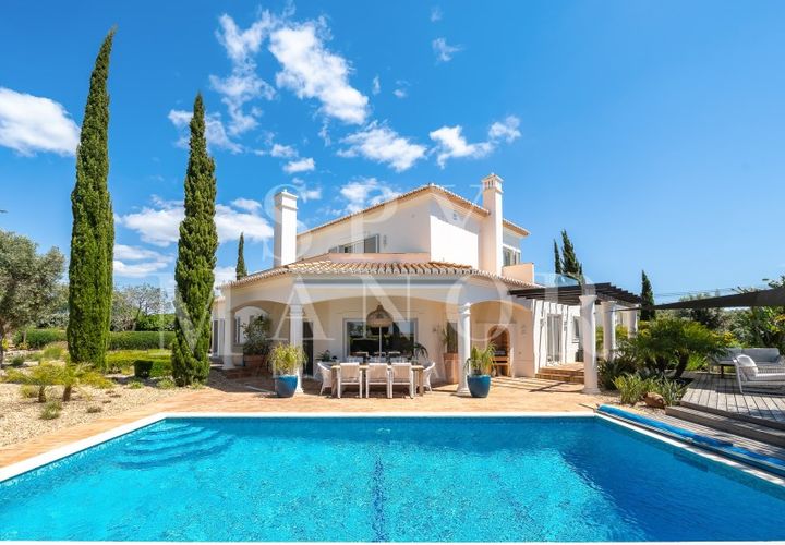 Villa i Estombar, Faro, Estombar - € 1.750.000 | Ref: Spy-00153 - foto 1