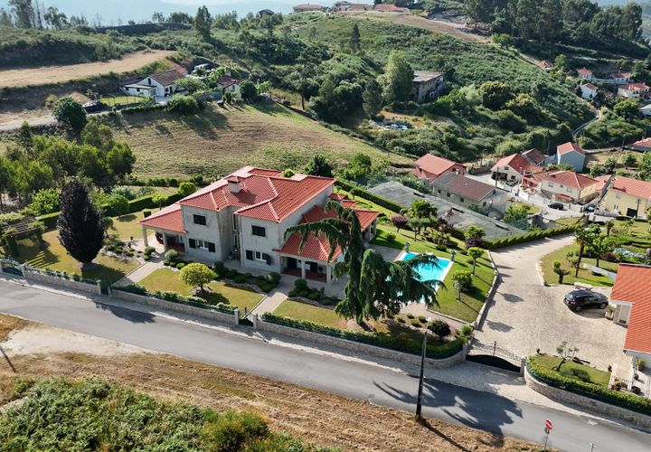 Byhus i Celorico de Basto, Braga, Celorico de Basto - € 2.800.000 | Ref: GD17062025 - foto 1
